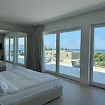 Vila Kempinski 100m From *