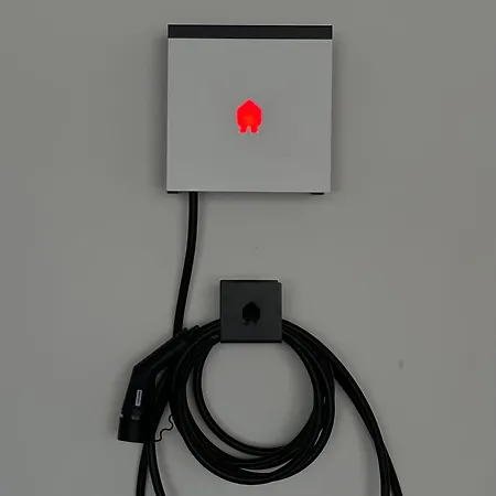 Kempinski 100m From *