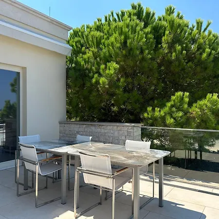 Villa Kempinski Seaside Barbara