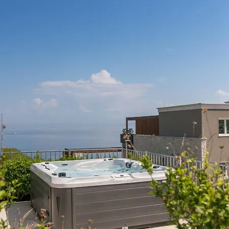 Kempinski 100m From * סבודרייה