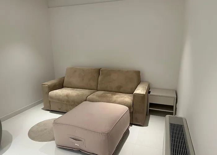 Kempinski 100m From 사부드리자