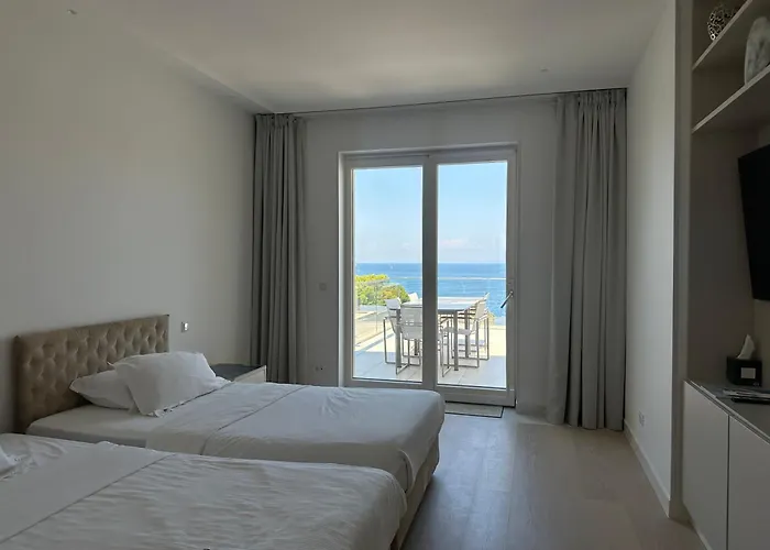 Kempinski 100m From *