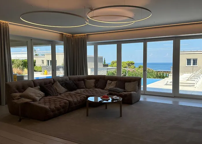 Kempinski 100m From Villa