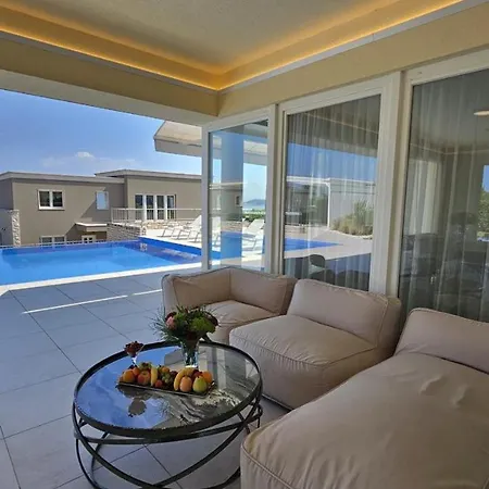 Barbara Situated Within Luxury Golf & Adriatic Villa Savudrija