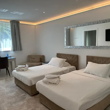 Barbara Situated Within Luxury Golf & Adriatic Savudrija