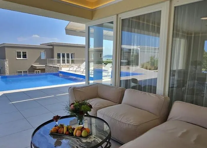 Kempinski 100m From Villa Savudrija